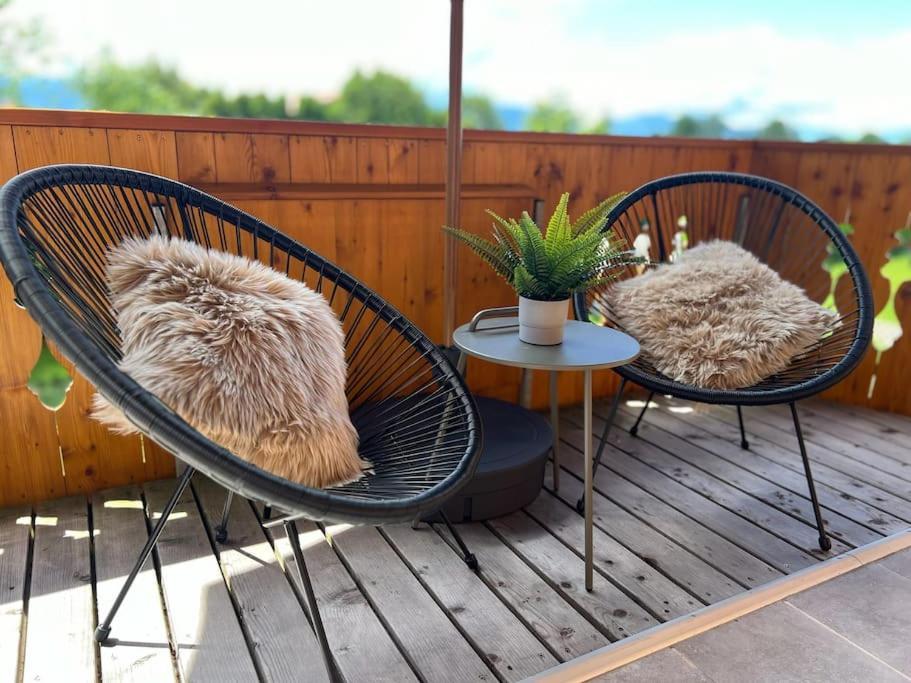 Chalet Am See - Seeblick Bergblick Modern Charmant Neu Seeon Seebruck Bagian luar foto