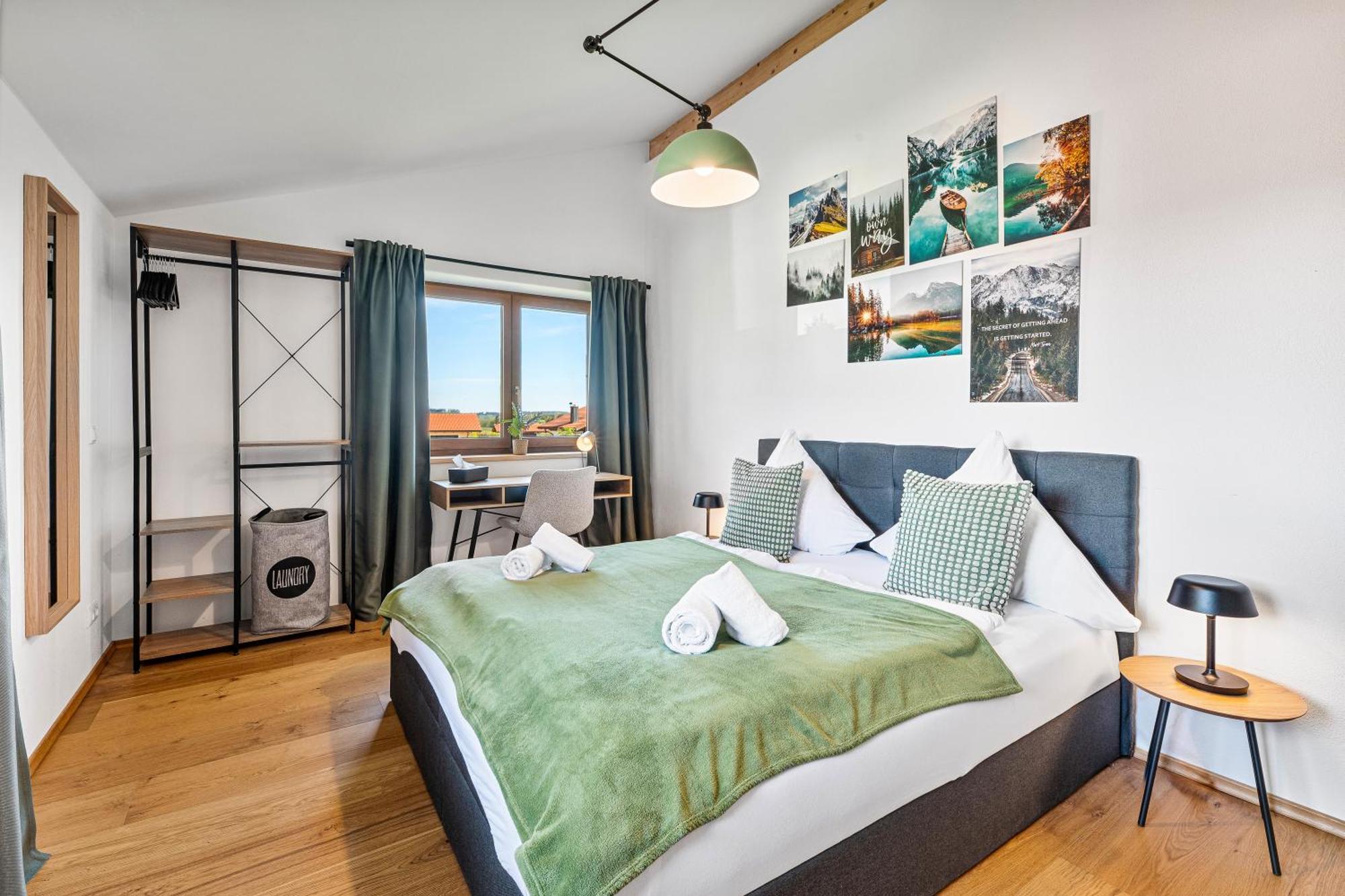 Chalet Am See - Seeblick Bergblick Modern Charmant Neu Seeon Seebruck Bagian luar foto