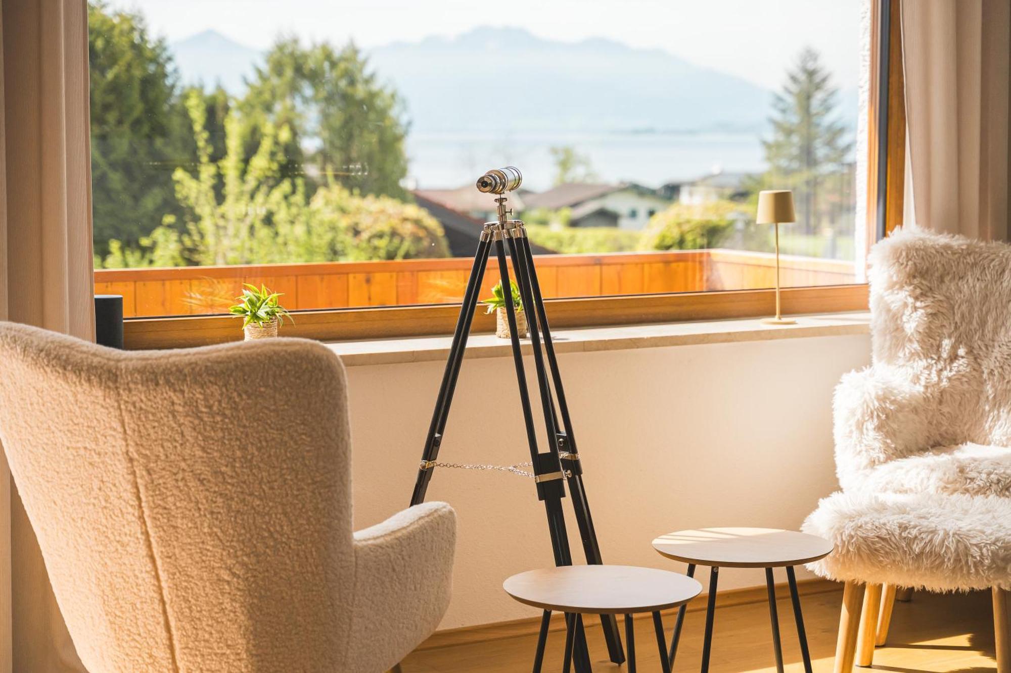 Chalet Am See - Seeblick Bergblick Modern Charmant Neu Seeon Seebruck Bagian luar foto